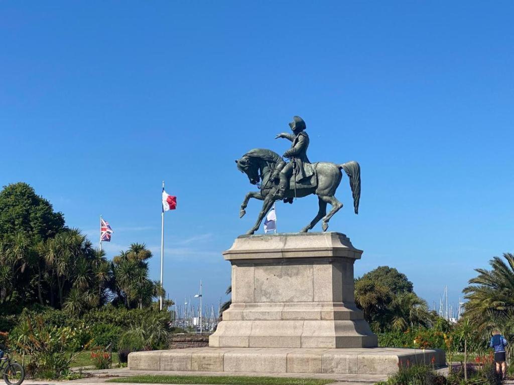 Coeur Du Centre-Ville Cherbourg-en-Cotentin Exteriör bild